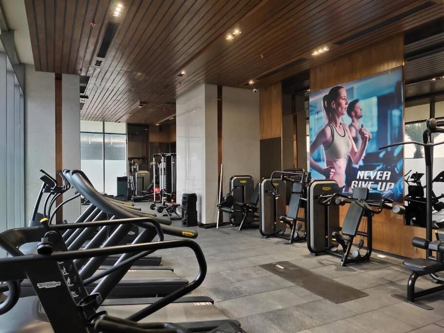 Countryside Luxury Suites - Supernova Noida New Delhi Ngoại thất bức ảnh