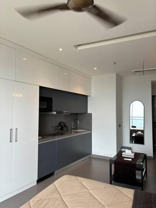 Countryside Luxury Suites - Supernova Noida New Delhi Ngoại thất bức ảnh