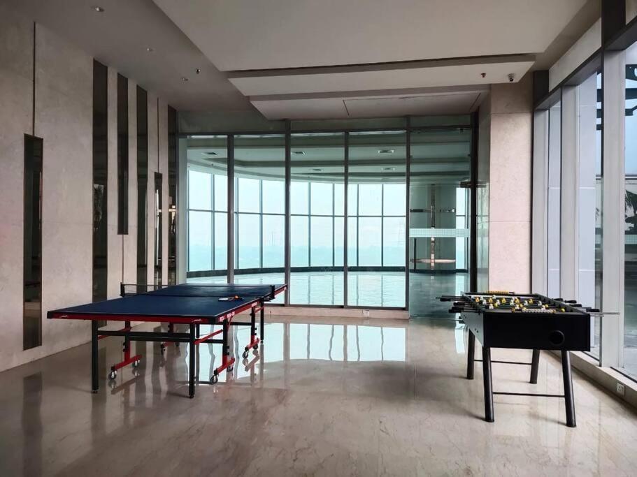 Countryside Luxury Suites - Supernova Noida New Delhi Ngoại thất bức ảnh