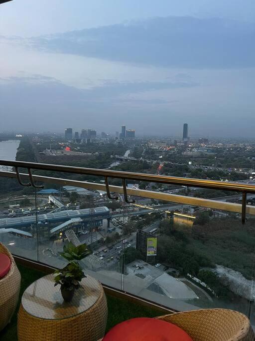 Countryside Luxury Suites - Supernova Noida New Delhi Ngoại thất bức ảnh
